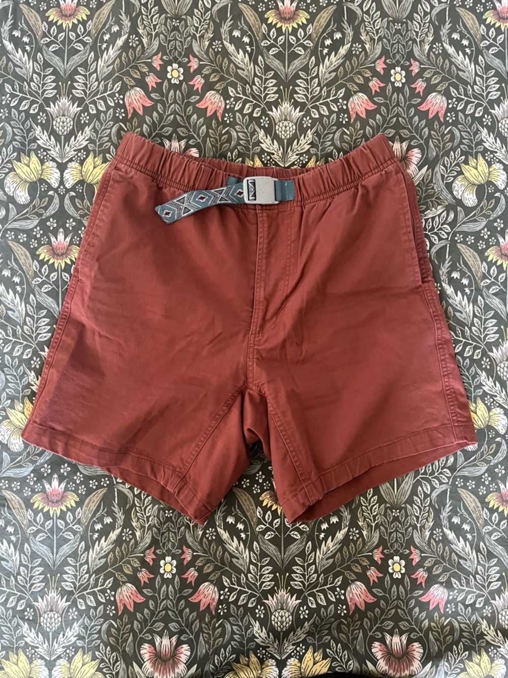 Kavu Women’s Brick Red Elastic Waist Athletic Shorts with Patterned Bel